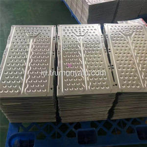 contoh desain pelat pendingin air aluminium untuk BEV